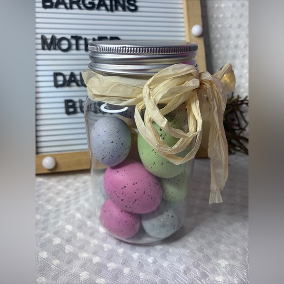NEW PIER 1 SPECKLED EASTER EGG TABLE SCATTER FILLER In Plastic Jar - Picture 3 of 3
